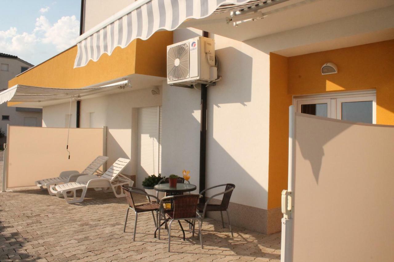 Knezovic Apartments Podstrana Exterior photo